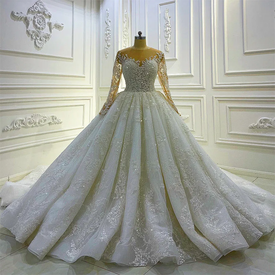 AM1048 Long Sleeve Lace Appliques Luxury illuision neckline Wedding Dress