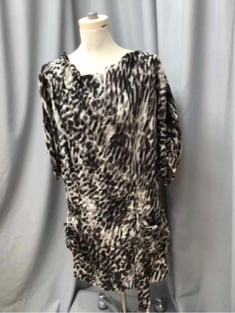 BCBG SIZE LARGE Ladies DRESS