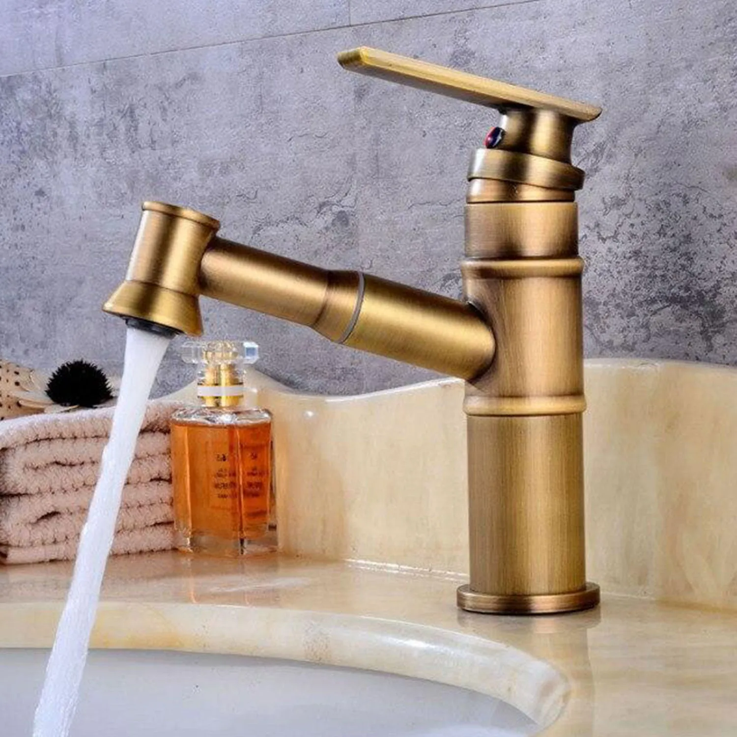 Brass Pull Out Single Handle Bathroom Tap