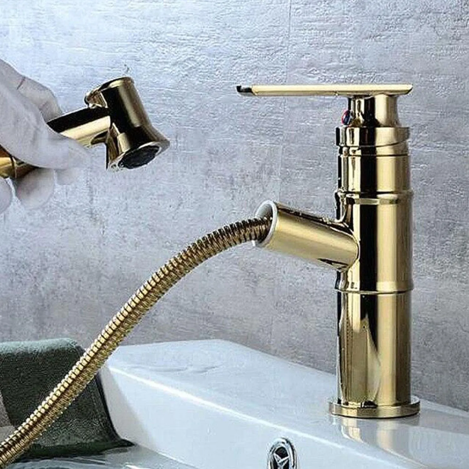 Brass Pull Out Single Handle Bathroom Tap