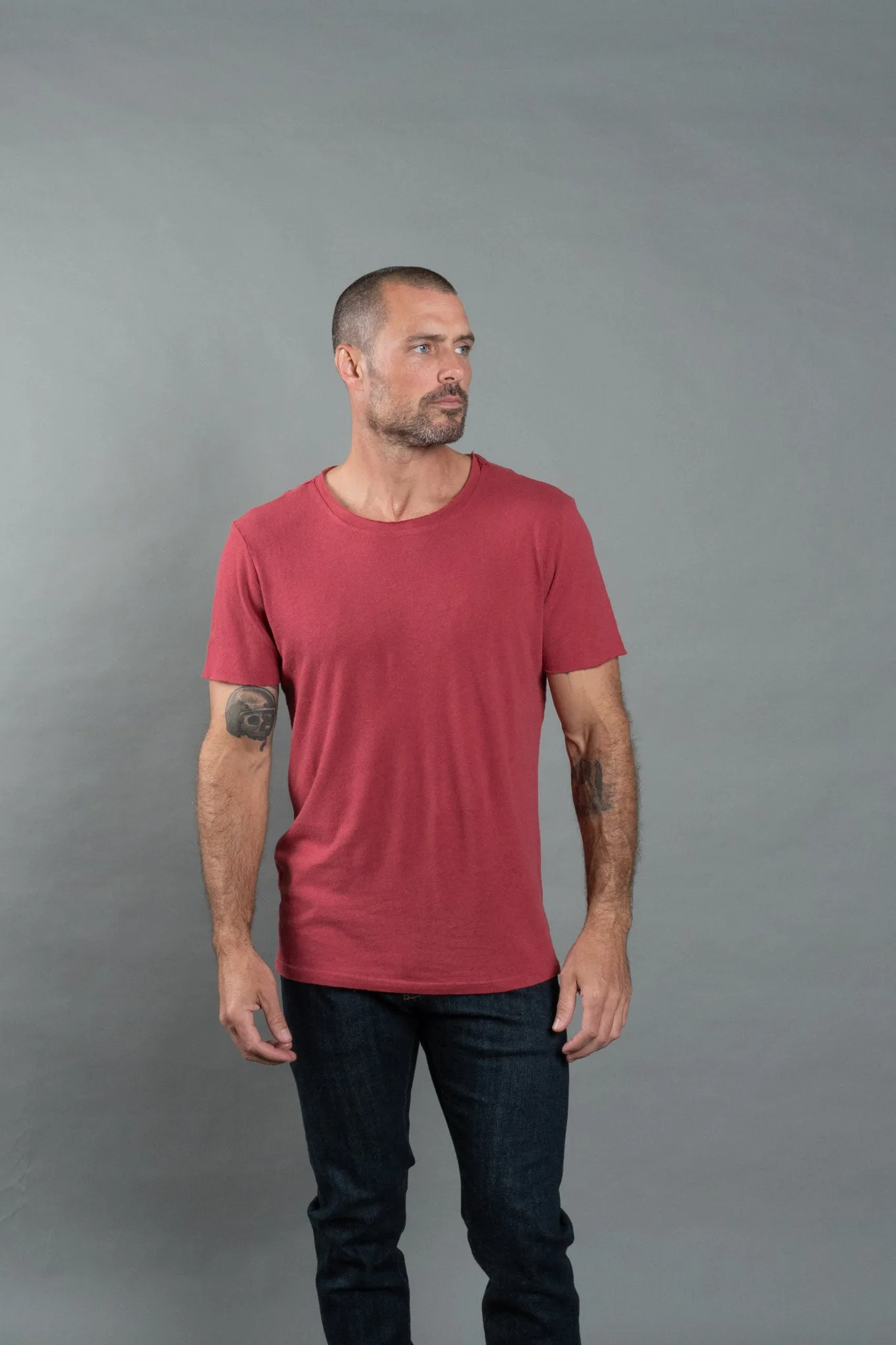 Men's Wallace Raw Neck Cotton Linen Crew Tee