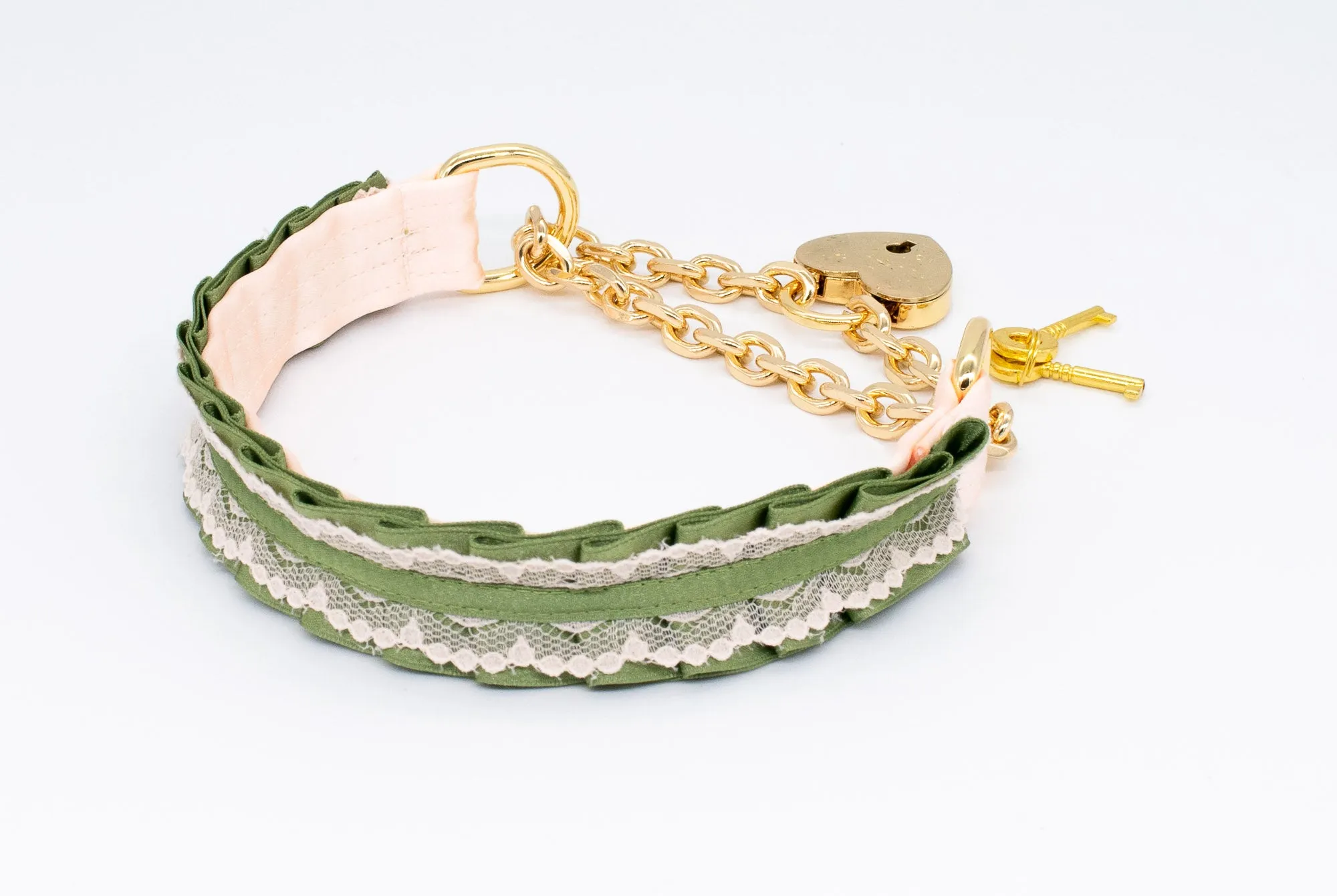 Sage Green and Cream Lace Front-Locking Martingale BDSM Collar